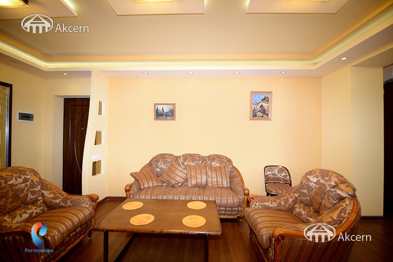 Квартира · 2 комн. · 66 м² · Кентрон