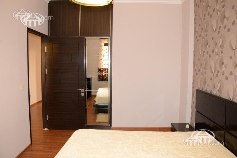Квартира · 4 комн. · 135 м² · Кентрон