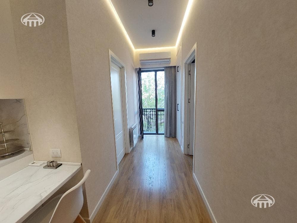 Квартира · 3 комн. · 60 м² · Кентрон