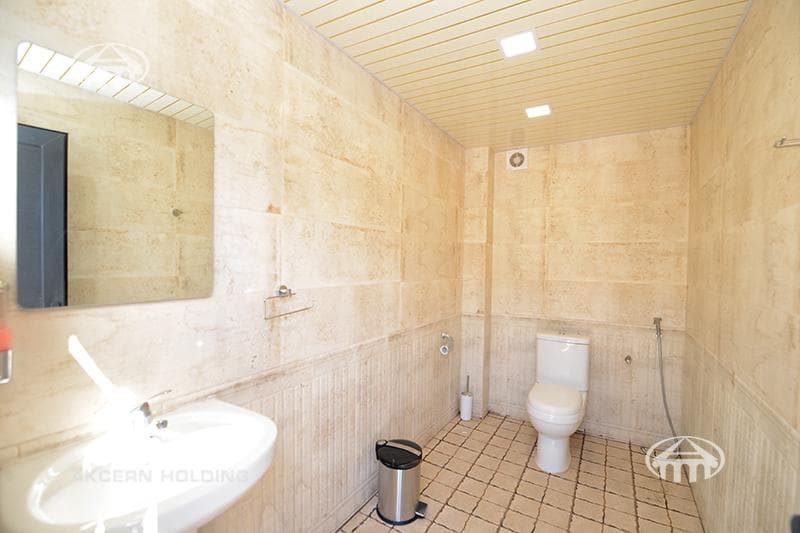 Особняк · 5 комн. · 350 м² · Гарни