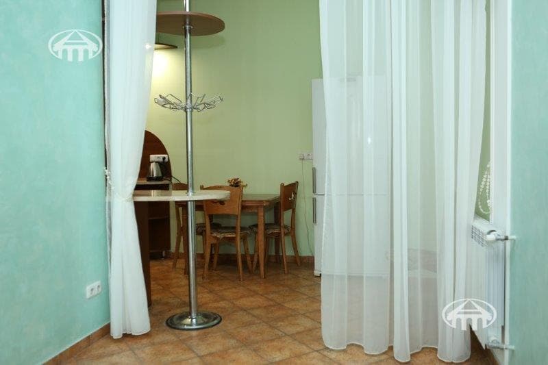 Дом · 5 комн. · 388 м² · Арабкир