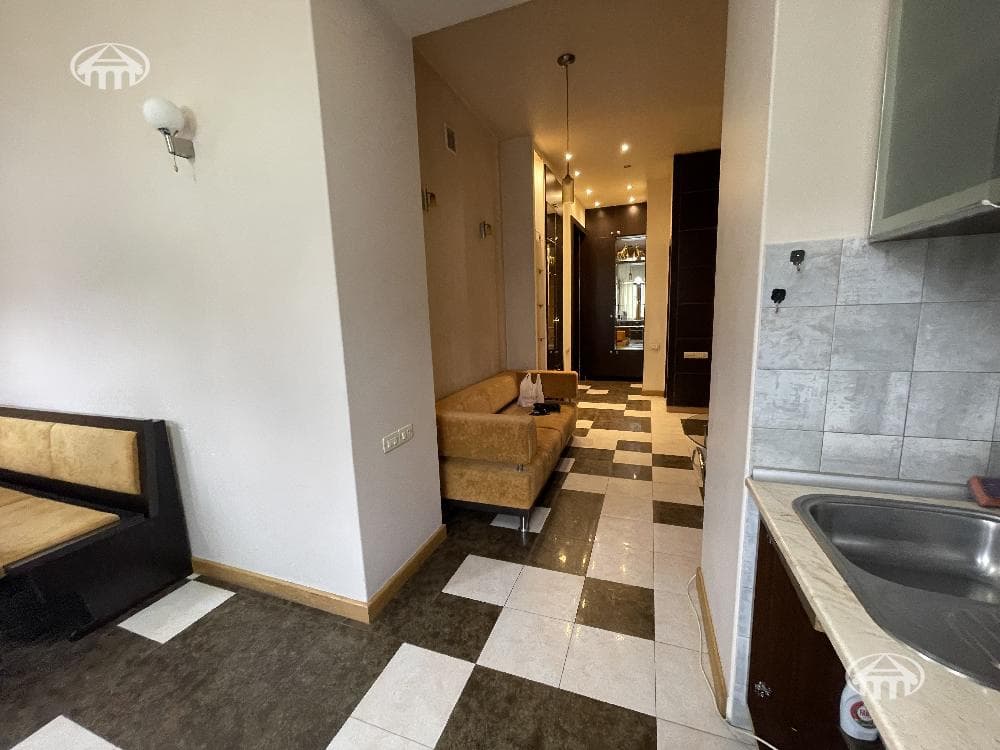 Квартира · 2 комн. · 57 м² · Кентрон