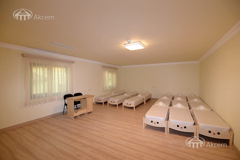 Առանձնատուն · 6 սեն. · 650 մ² · Աջափնյակ