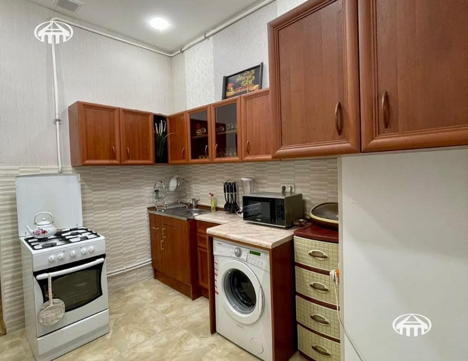 Квартира · 2 комн. · 63 м² · Кентрон