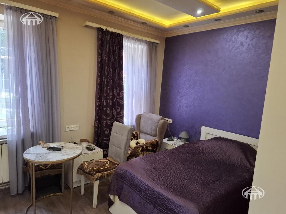 Առանձնատուն · 4 սեն. · 222 մ² · Արաբկիր