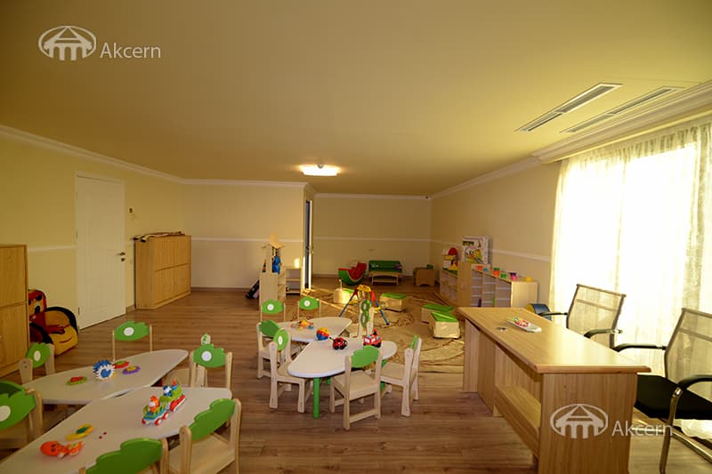 Առանձնատուն · 6 սեն. · 650 մ² · Աջափնյակ