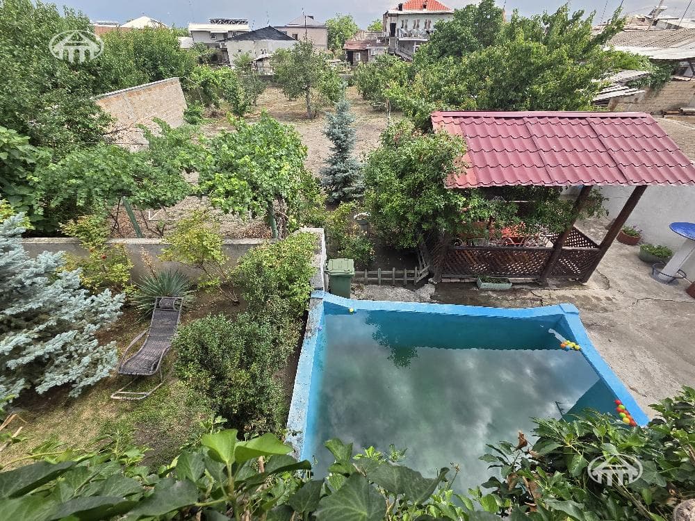 Дом · 5 комн. · 319 м² · Шенгавит