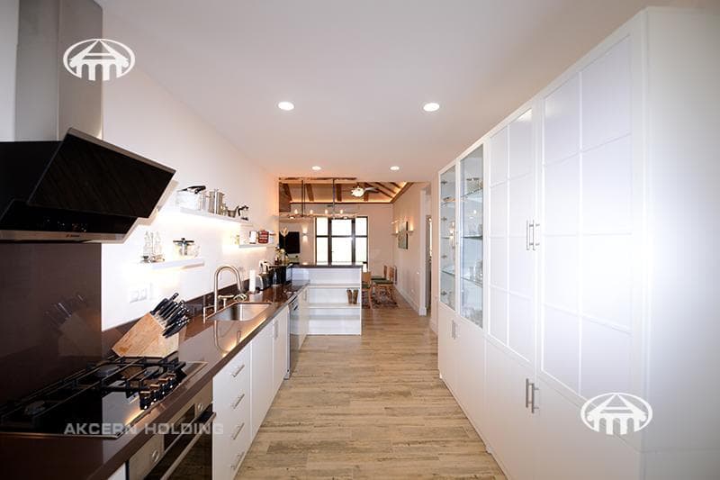 Mansion · 4 rooms · 244 m² · Saghmosavan