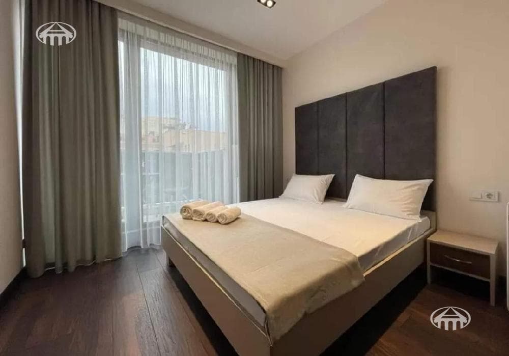 Apartment · 2 rooms · 53 m² · Kentron