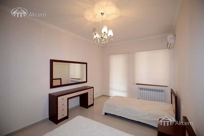 Квартира · 3 комн. · 120 м² · Кентрон
