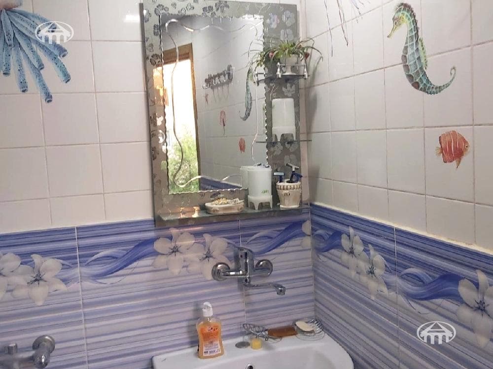Квартира · 3 комн. · 77 м² · Арабкир
