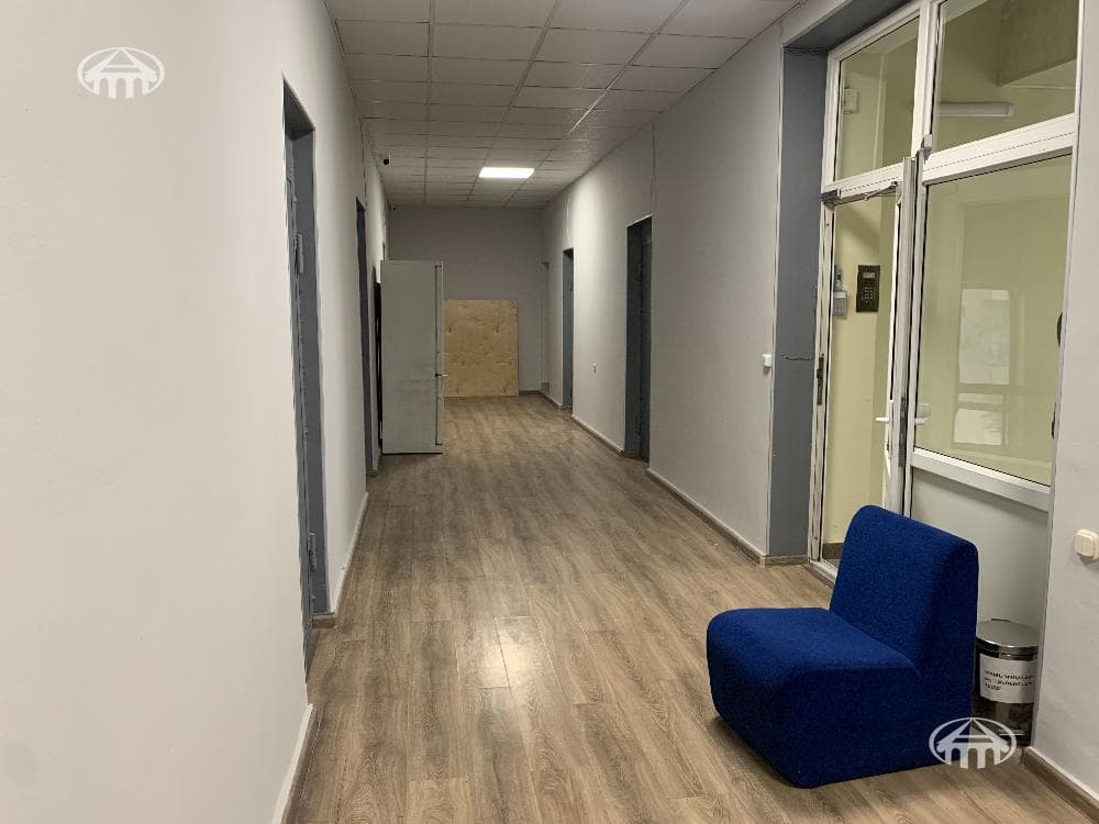 Office · 114 m² · Kentron