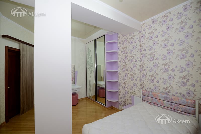 Квартира · 4 комн. · 133 м² · Арабкир