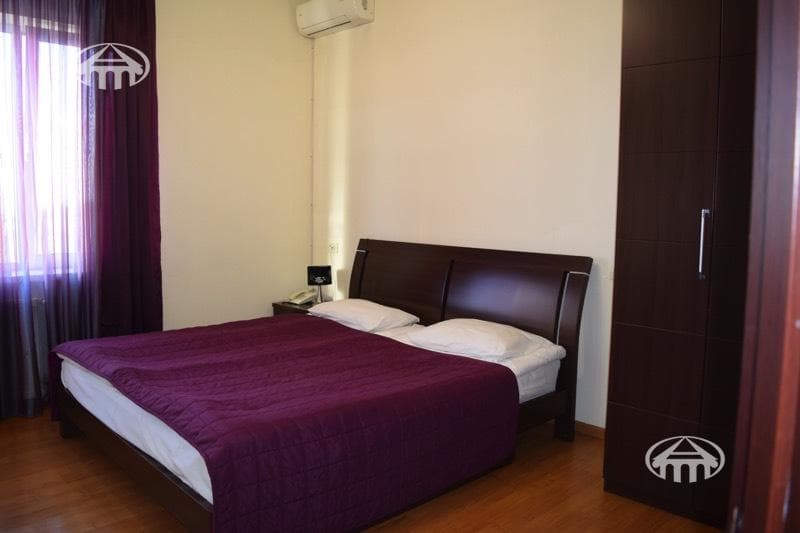 Hotel · 7 rooms · 328 m² · Arabkir
