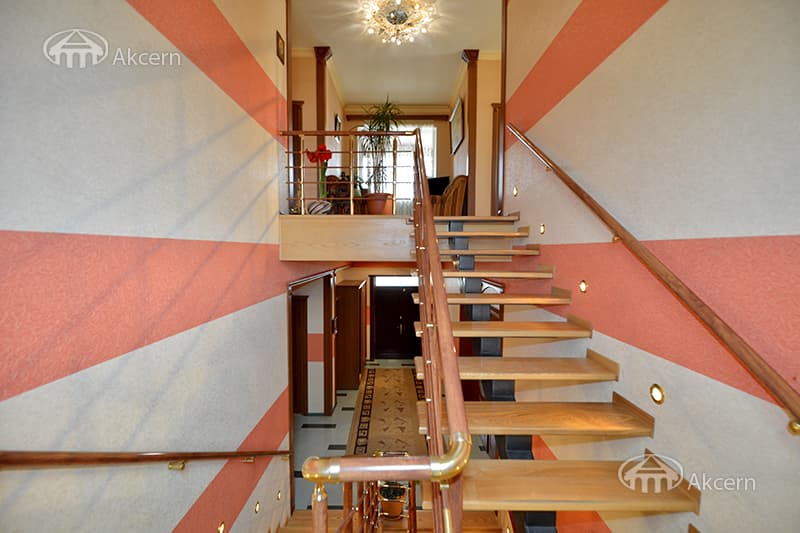Особняк · 6 комн. · 349 м² · Аджапняк