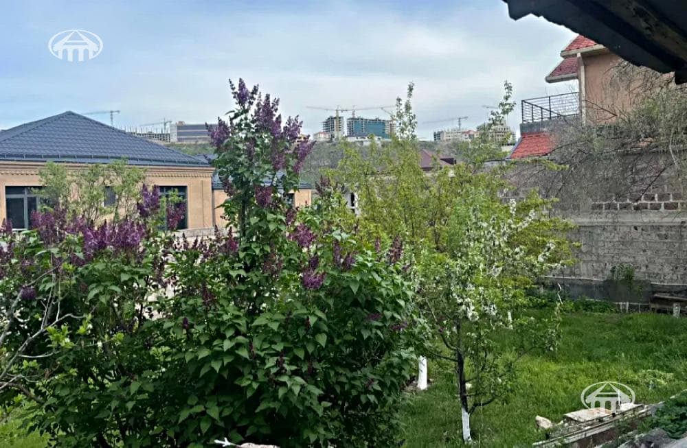 Участок · 637 м² · Давташен