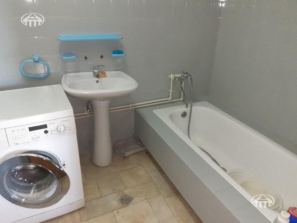 House · 7 rooms · 774 m² · Kanaker-Zeytun