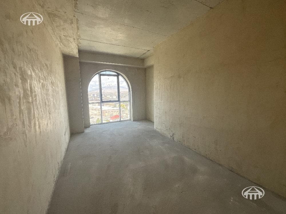 Apartment · 3 rooms · 151 m² · Arabkir