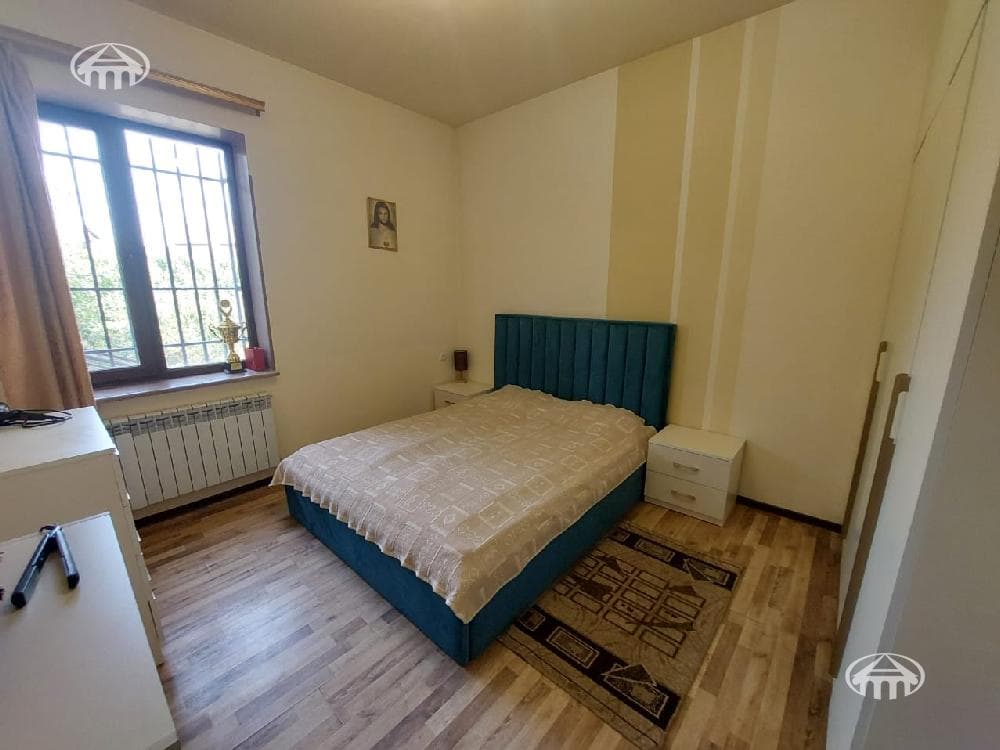 Особняк · 5 комн. · 266 м² · Аван