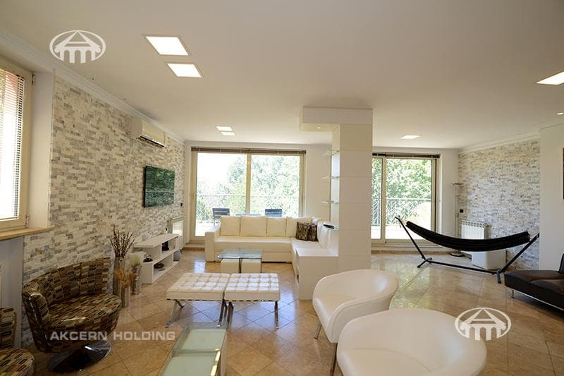 Apartment · 4 rooms · 254 m² · Kentron
