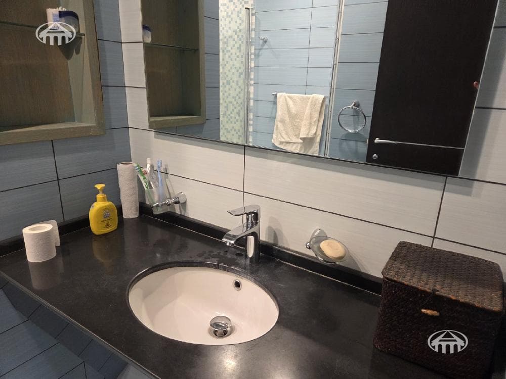 Квартира · 3 комн. · 130 м² · Кентрон