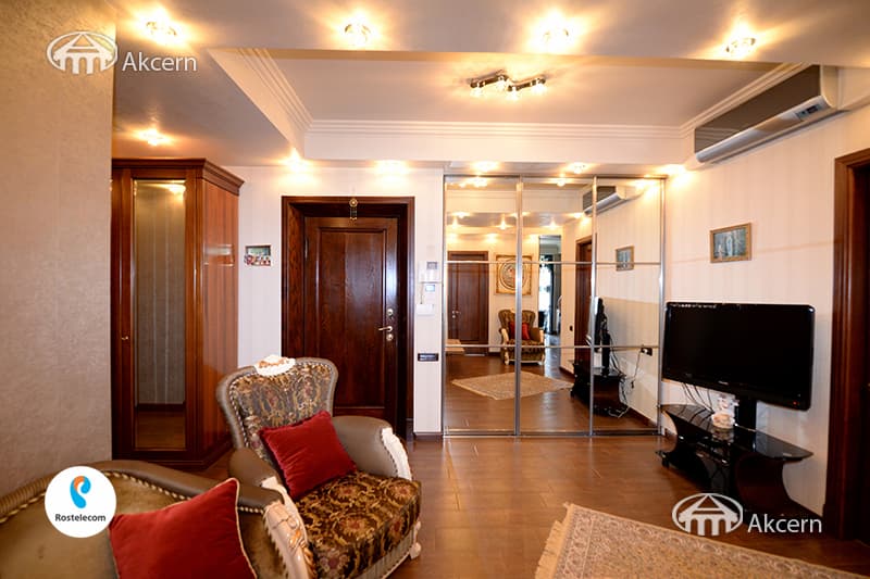 Квартира · 4 комн. · 190 м² · Арабкир