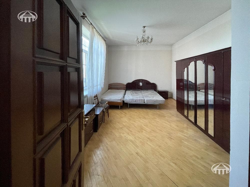 Առանձնատուն · 7 սեն. · 343 մ² · Արաբկիր