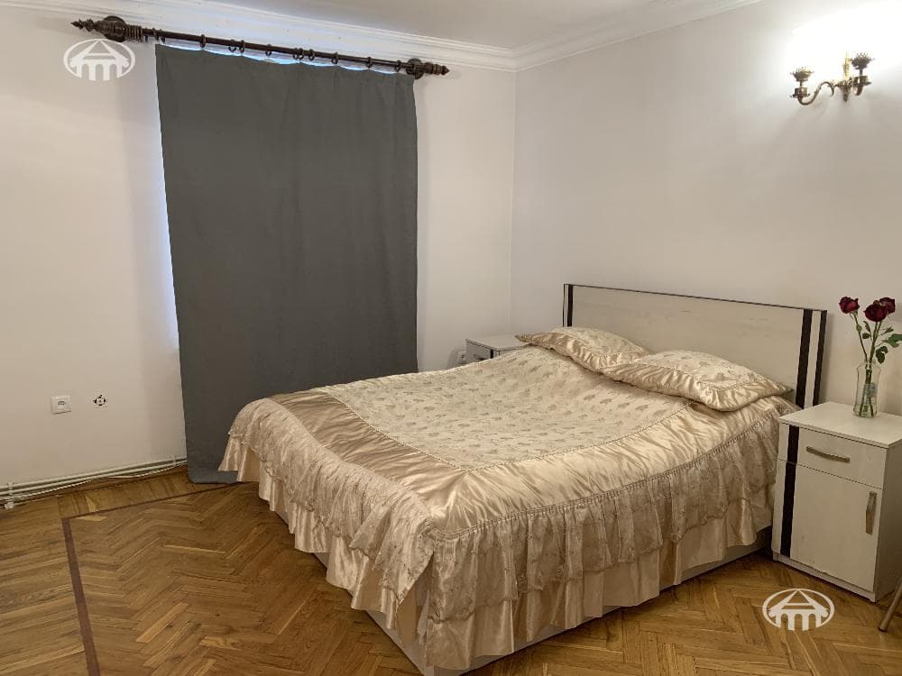 Квартира · 3 комн. · 71 м² · Кентрон