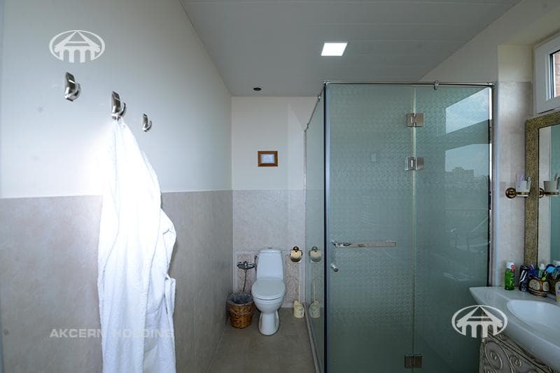 Mansion · 8 rooms · 390 m² · Arabkir
