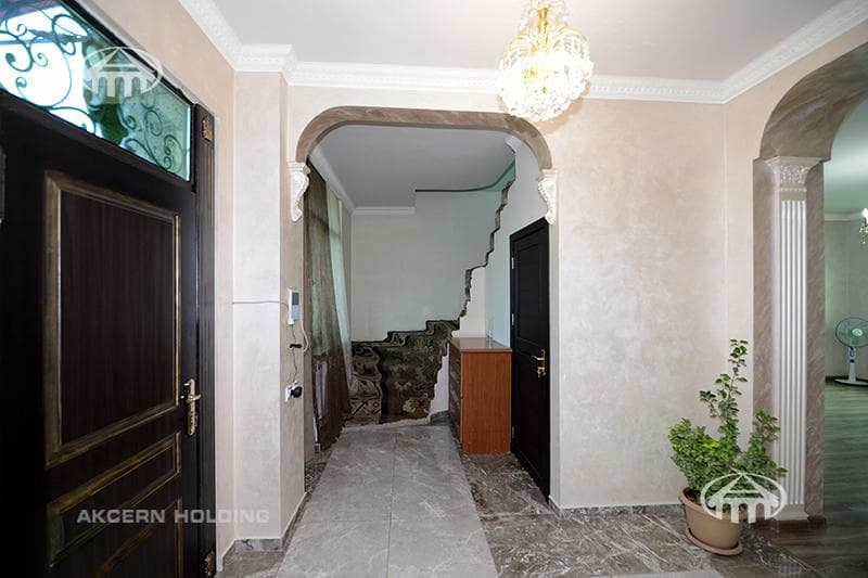 Особняк · 4 комн. · 261 м² · Давташен