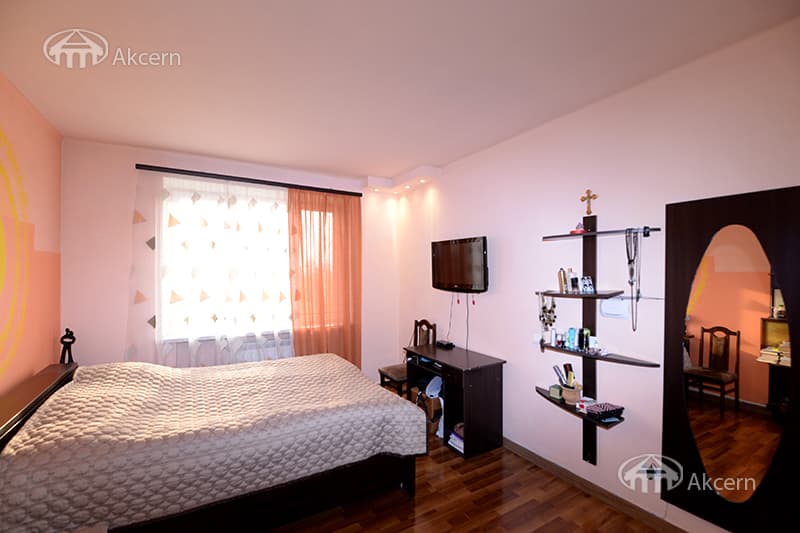 Квартира · 3 комн. · 85 м² · Арабкир