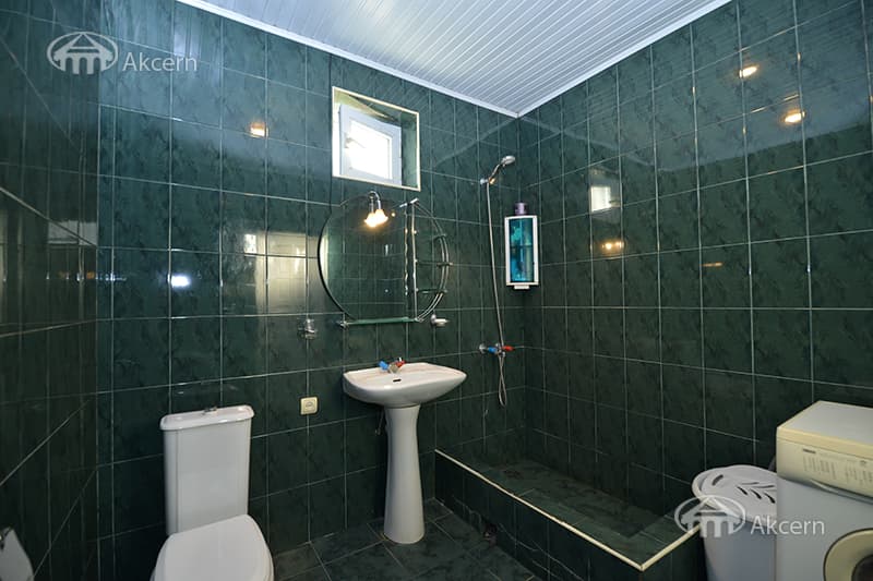 Առանձնատուն · 4 սեն. · 220 մ² · Առինջ