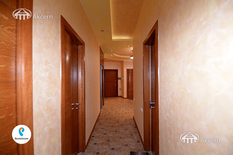Apartment · 4 rooms · 181 m² · Kentron