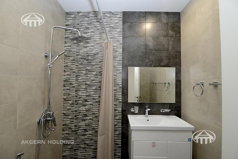 Mansion · 6 rooms · 334 m² · v. Arinj