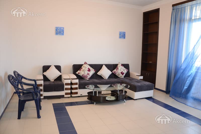 Apartment · 3 rooms · 93 m² · Kentron
