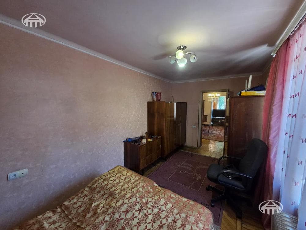 Квартира · 3 комн. · 75 м² · Кентрон