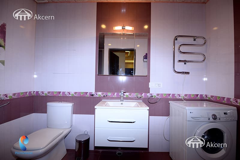 Квартира · 2 комн. · 66 м² · Кентрон