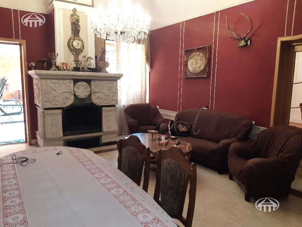 House · 7 rooms · 774 m² · Kanaker-Zeytun