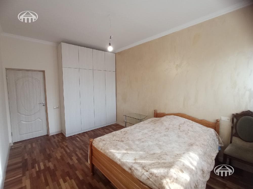 Особняк · 5 комн. · 425 м² · Эребуни