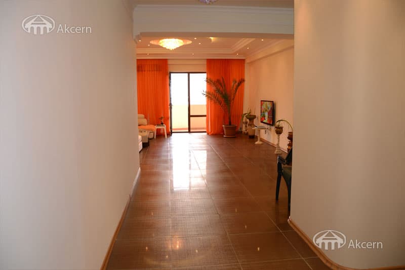 Квартира · 3 комн. · 121 м² · Арабкир