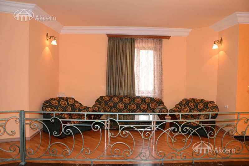 Mansion · 5 rooms · 405 m² · Arzakan