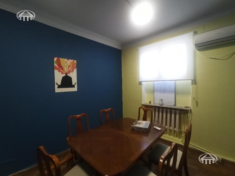 Дом · 8 комн. · 256 м² · Арабкир
