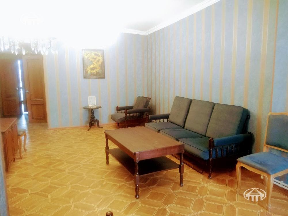 Квартира · 3 комн. · 85 м² · Кентрон