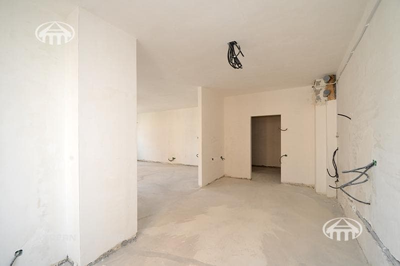 Apartment · 4 rooms · 173 m² · Kentron