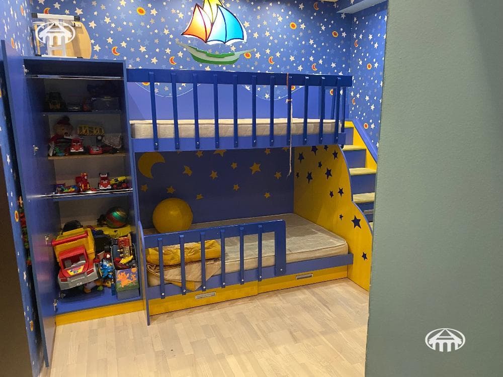 Квартира · 4 комн. · 162 м² · Арабкир