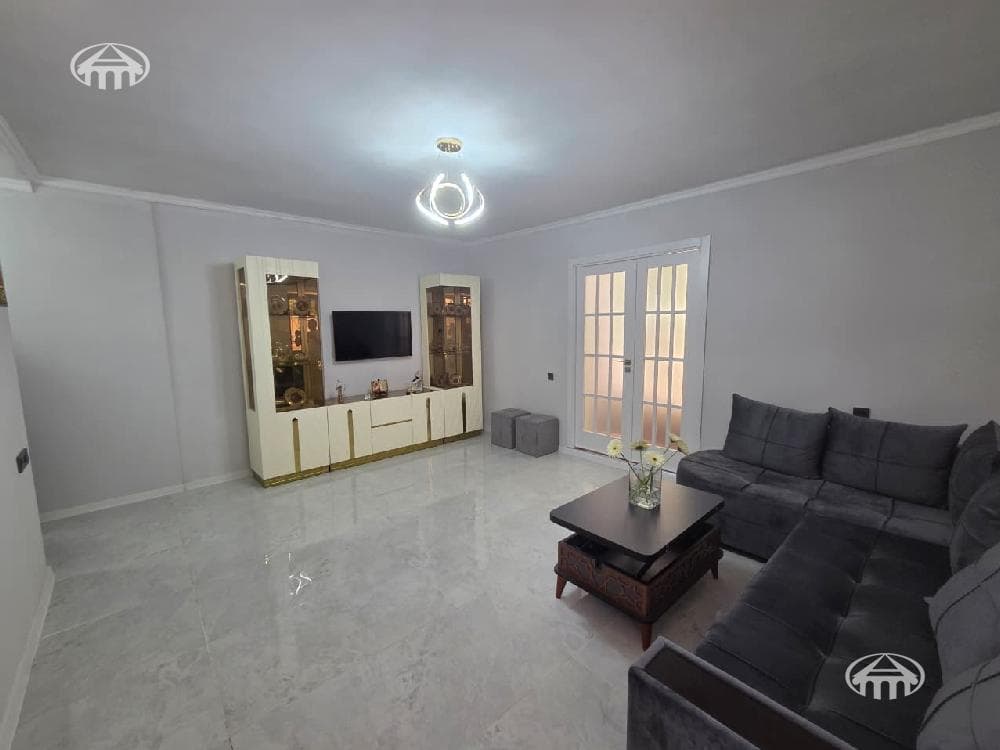 Apartment · 2 rooms · 35 m² · Kanaker-Zeytun