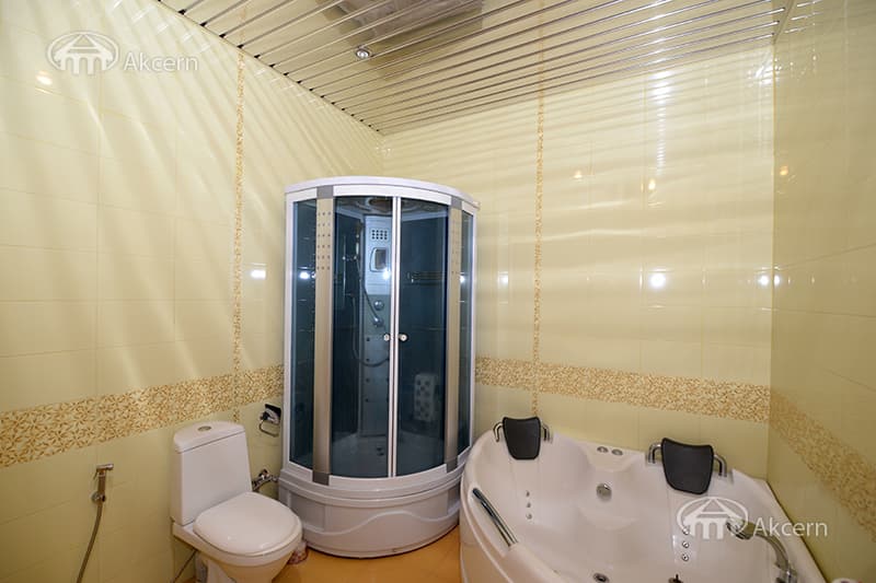 Особняк · 4 комн. · 220 м² · Арабкир