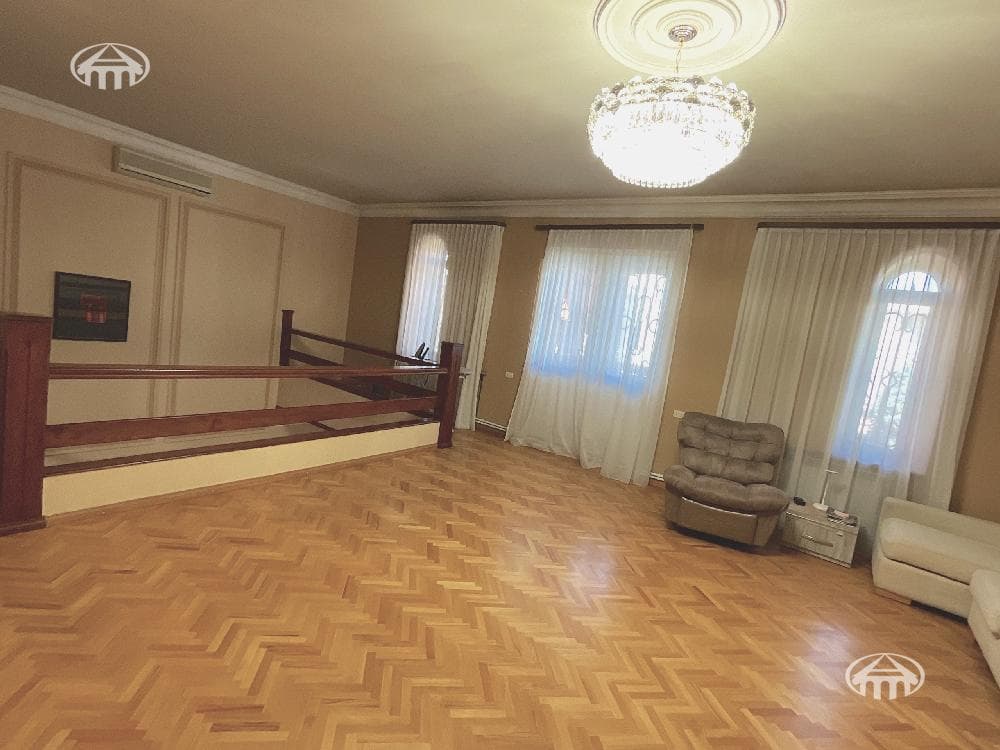 Mansion · 9 rooms · 680 m² · Arabkir — photo 3 / 47