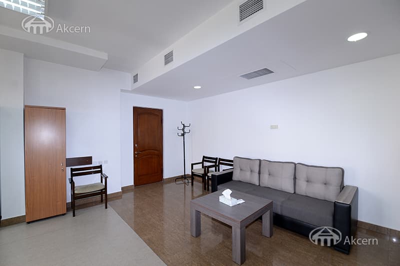 Office · 98 m² · Kentron