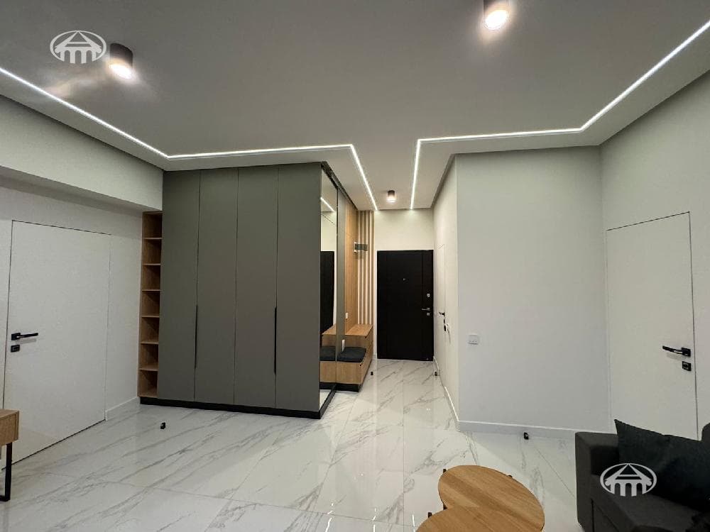 Apartment · 3 rooms · 64 m² · Kentron